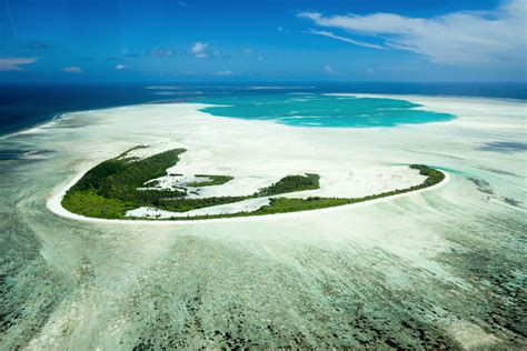 Alphonse Atoll .